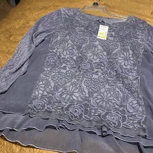 Chic Floral Lace Women's Blouse in grey